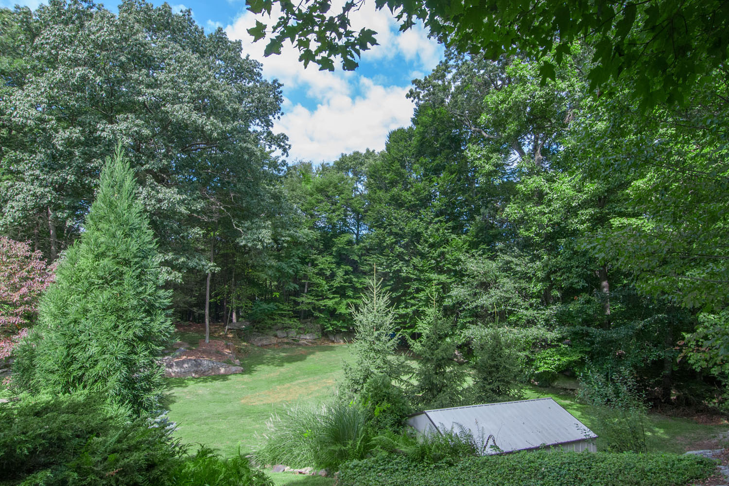 15 Nutmeg Drive, Glenville CT 06831