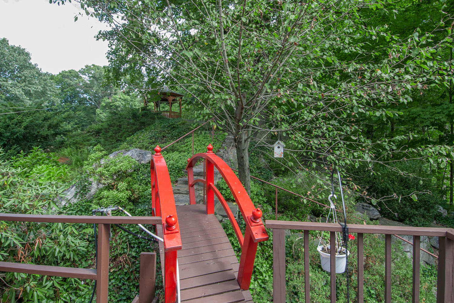 15 Nutmeg Drive, Glenville CT 06831