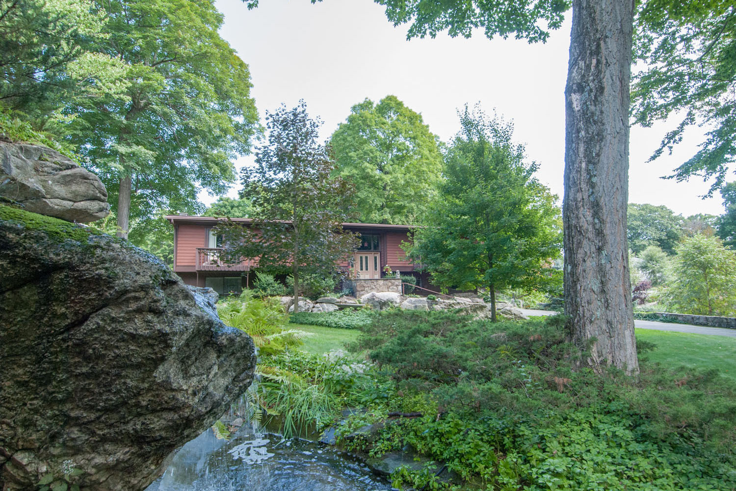 15 Nutmeg Drive, Glenville CT 06831