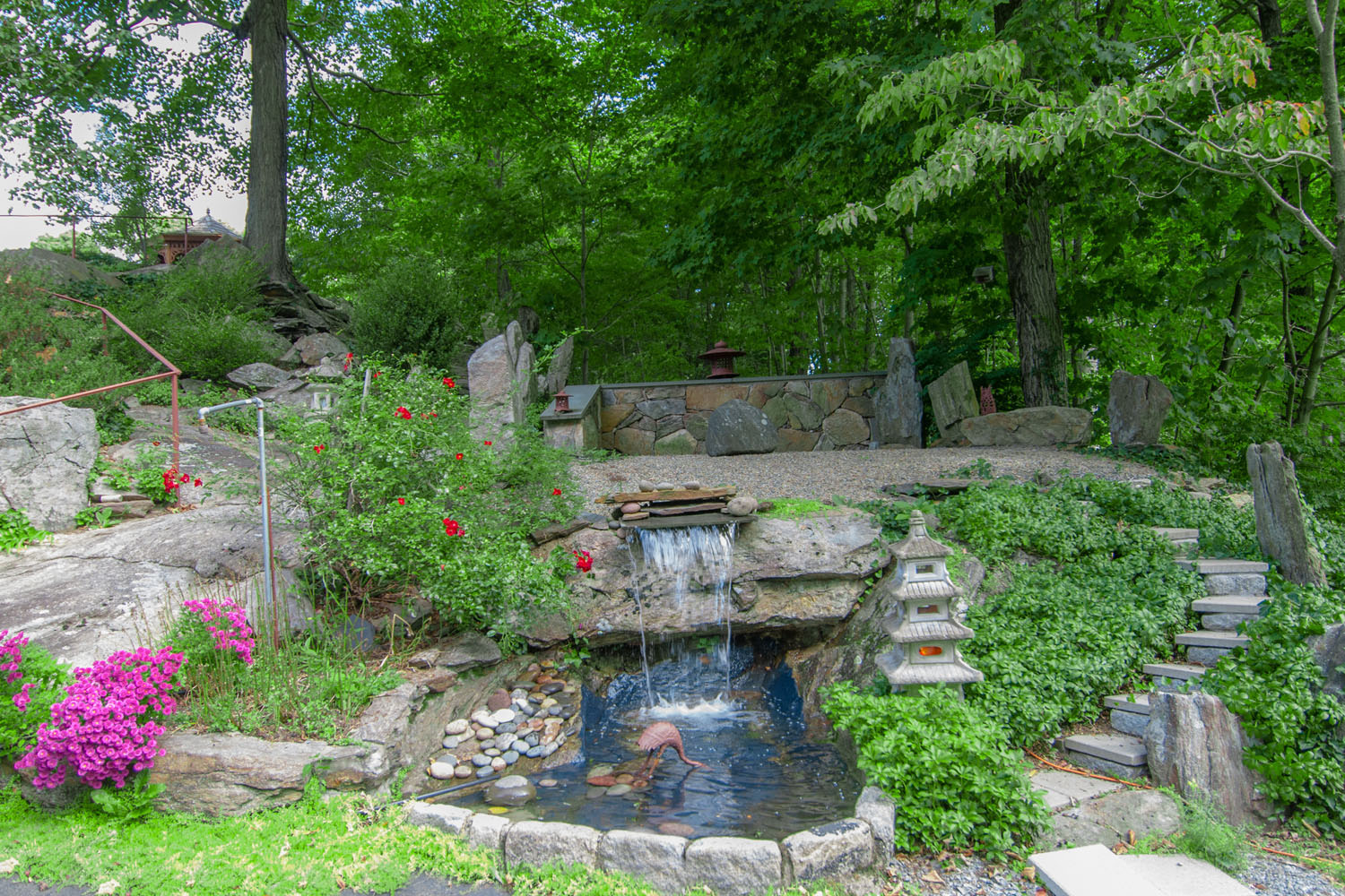15 Nutmeg Drive, Glenville CT 06831