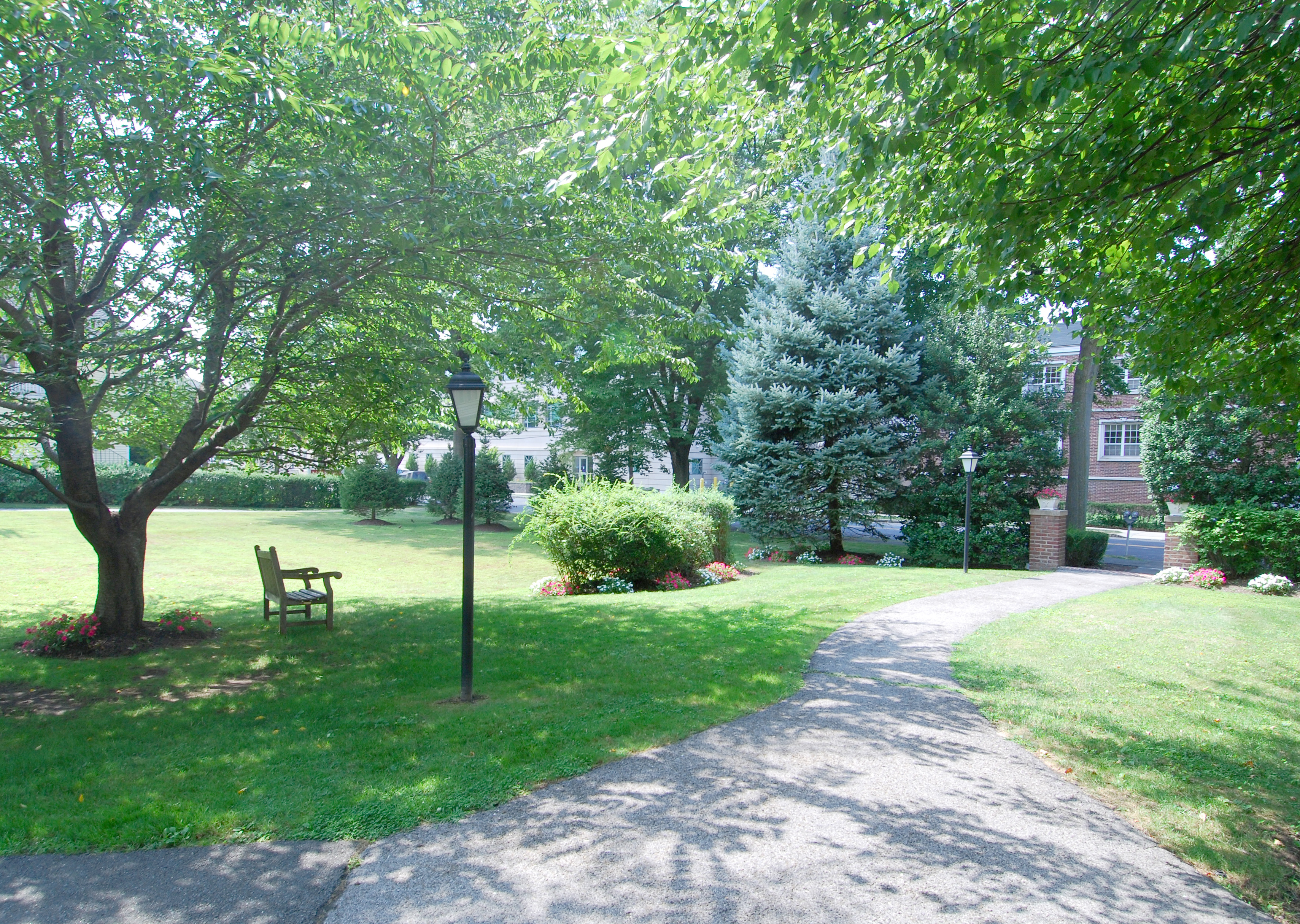 169 Mason Street 4E, Greenwich CT 06830